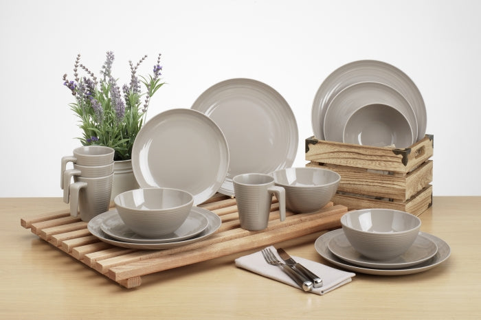 Load image into Gallery viewer, Seramika Latte Melamine 16 Piece Tableware Set
