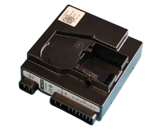 Load image into Gallery viewer, NovaKool Danfoss Power Module Box 101N0500 - DC/AC
